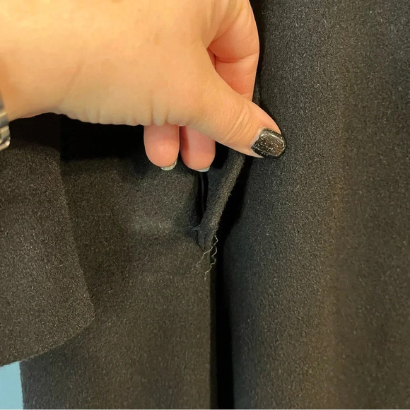 Saks Fifth Avenue Made in Italy 100% Cashmere Black Topcoat coat size 46R - Picture 6 of 13
